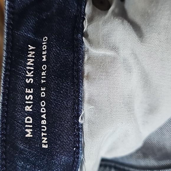 Universal Thread Supply 2/26S mid rise skinny jeans - Picture 5 of 5